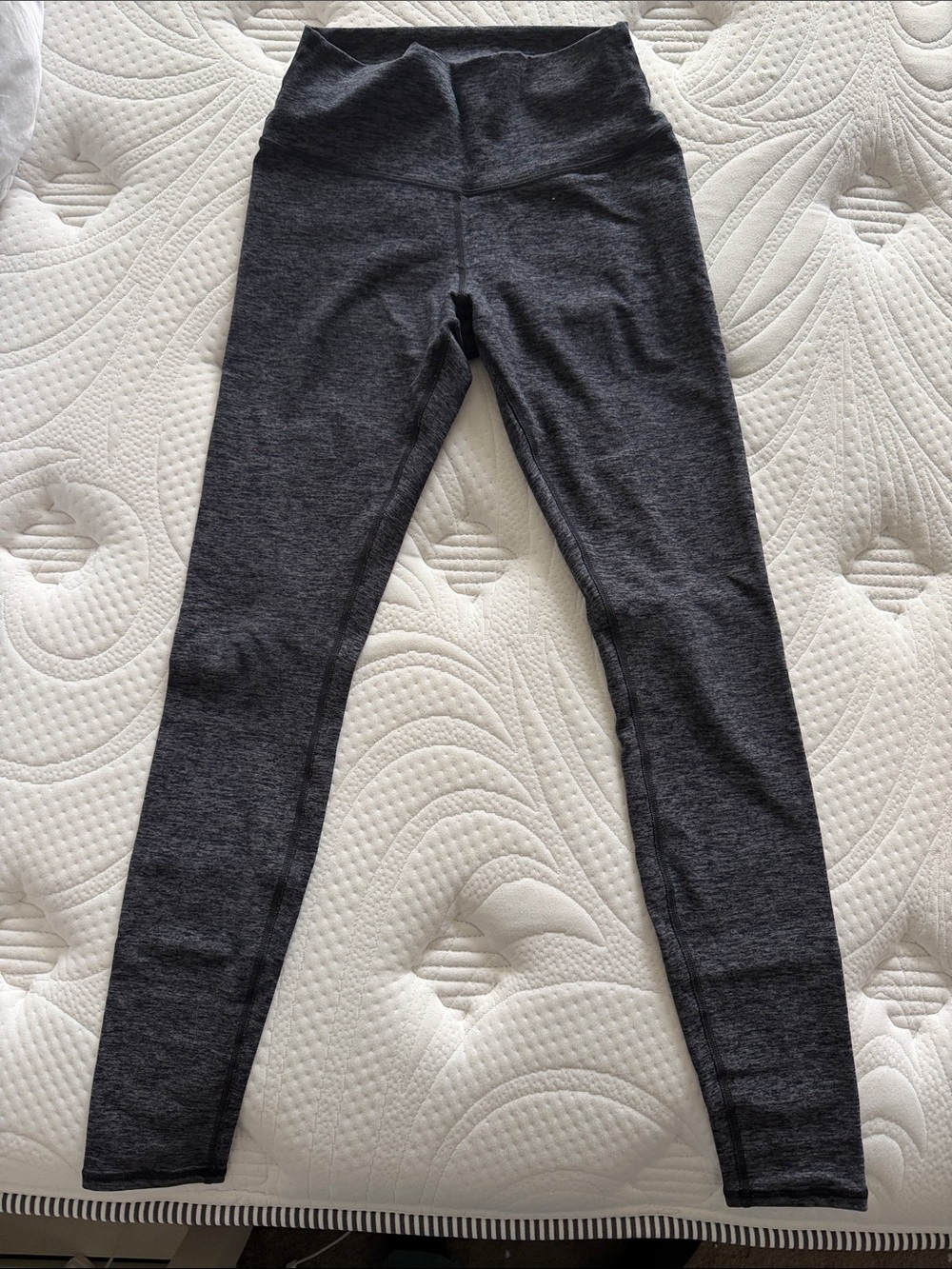 ALO leggings